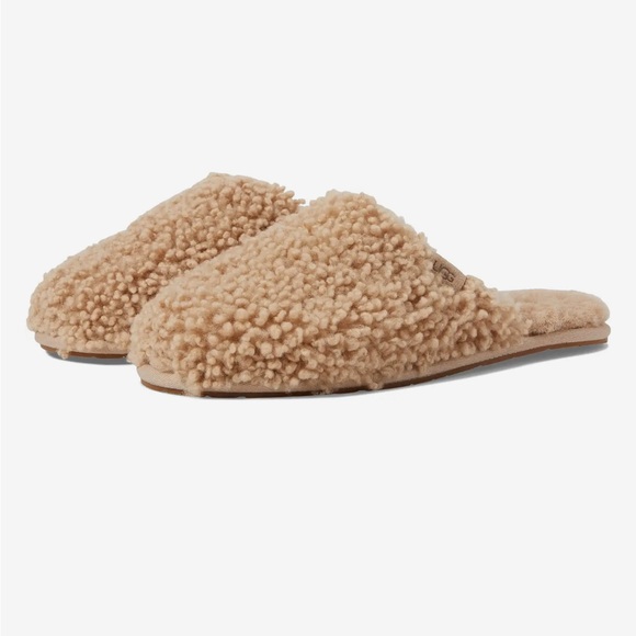 UGG Shoes - Brand new in box - Maxi Curly Slide size 8